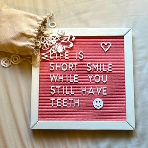 Felt letter board